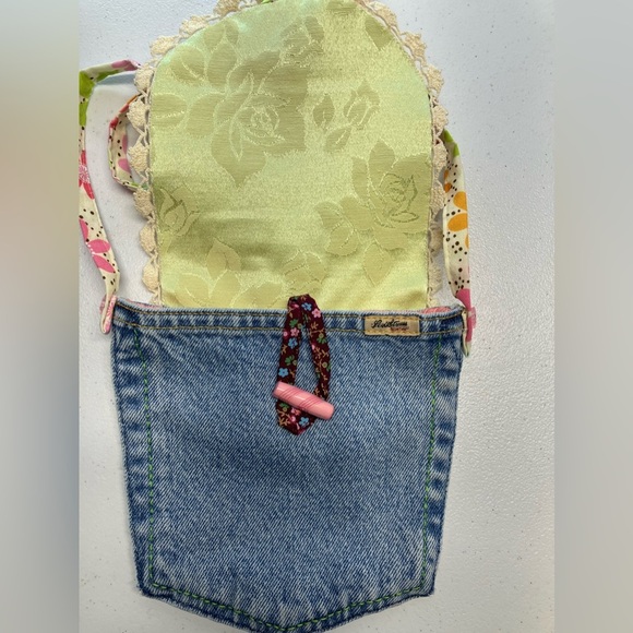 Handmade Upcycled Crossbody Purse, Denim, Vintage Doilie Cover, Handstitched - Picture 3 of 6
